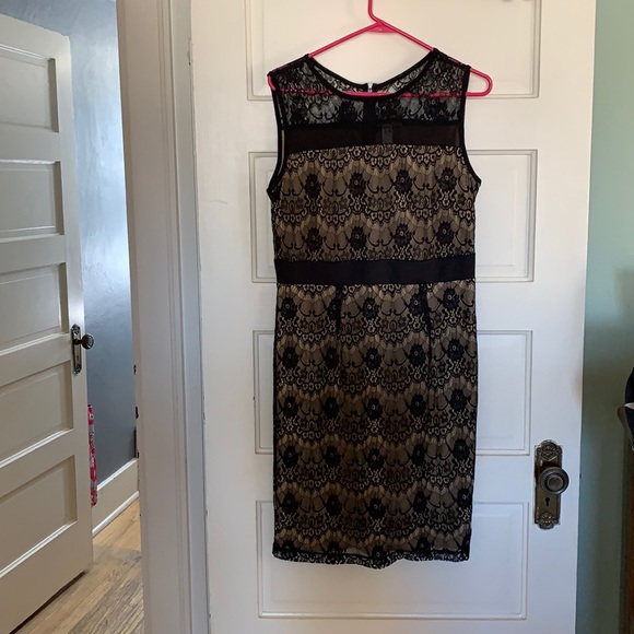 Dress size 10 - Picture 1 of 3